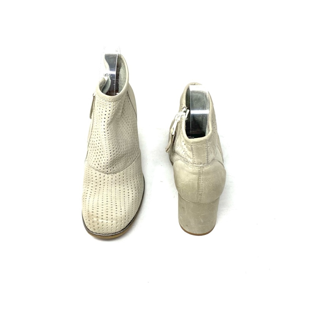 MJus Booties - Picture 4 of 8